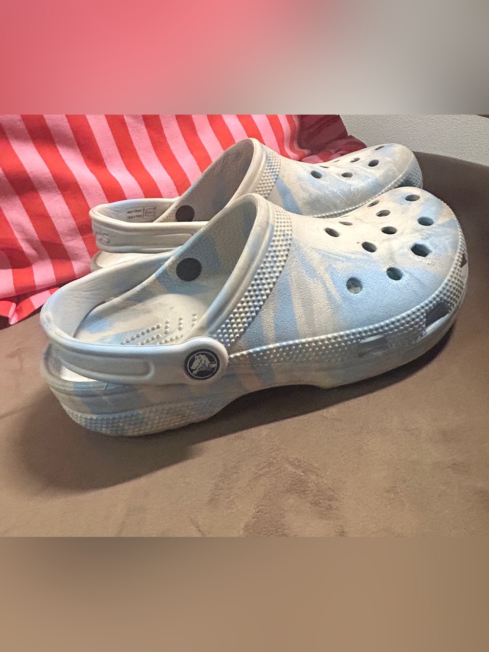 Crocs Classic Marbled Clogs • Blue & White Tie Dye • Women’s Size 7 - Picture 6 of 6